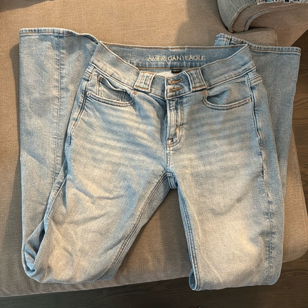 LOW RISE SKINNY KICK JEANS